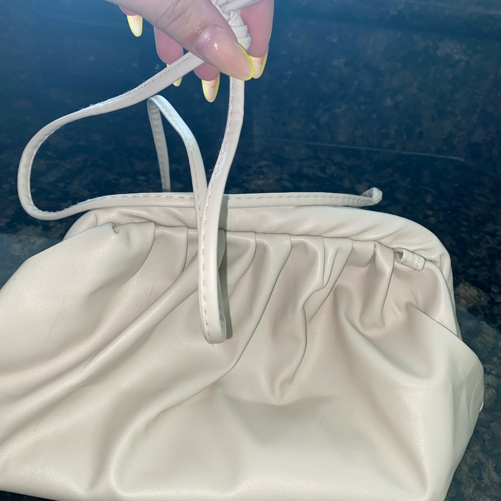 Pouch bag - Picture 2 of 3